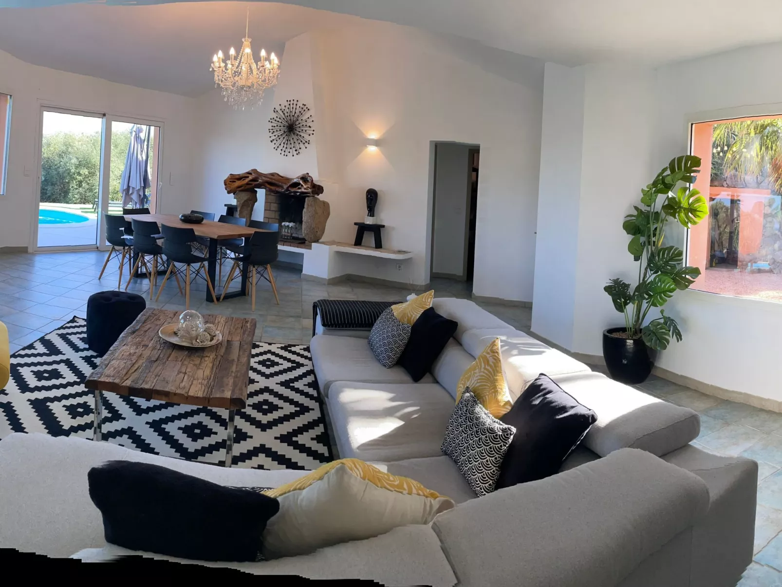 Ferienvilla "Azura" mit eigenem Pool-Binnen