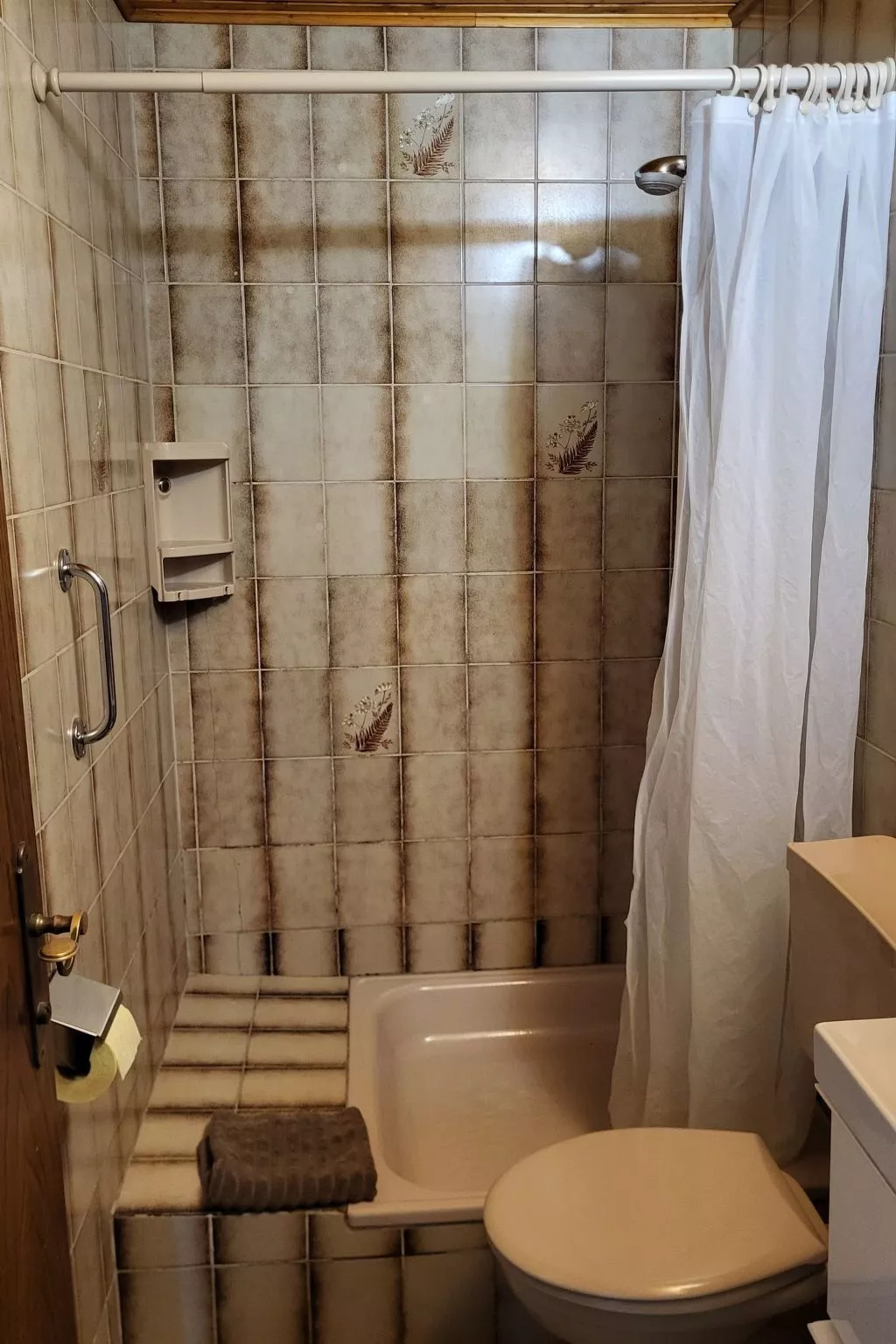 Souterrainwohnung für zwei Personen mit Bergblick-Binnen