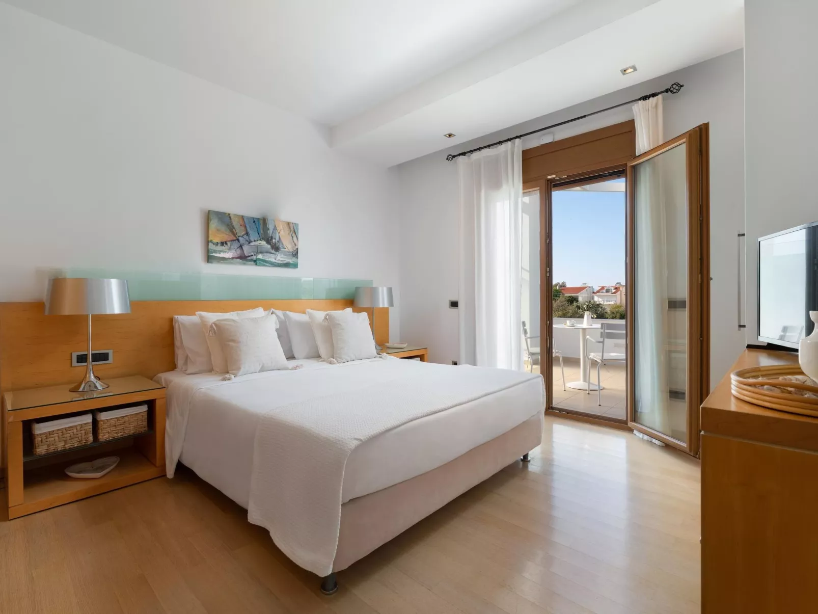 Schöne weiße Ferienvilla Liebe-Image-tags.info