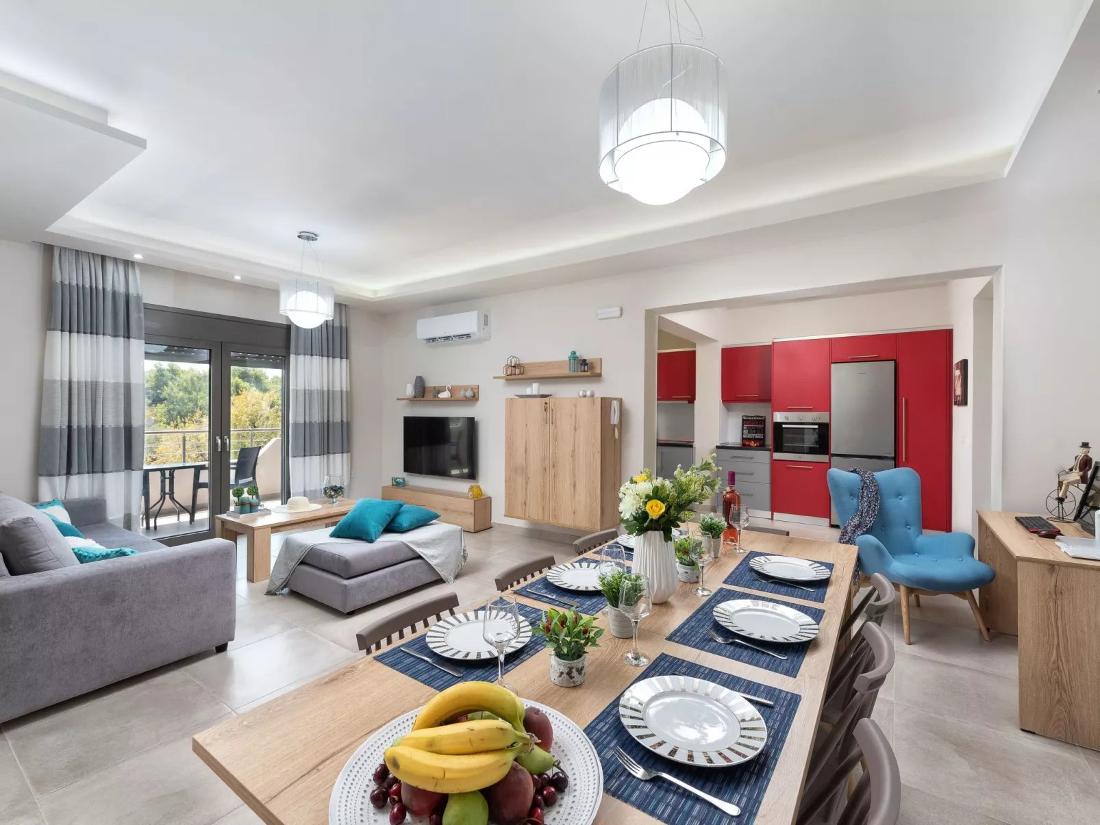 Sun's Reach Villa mit Schwimmbad-Binnen