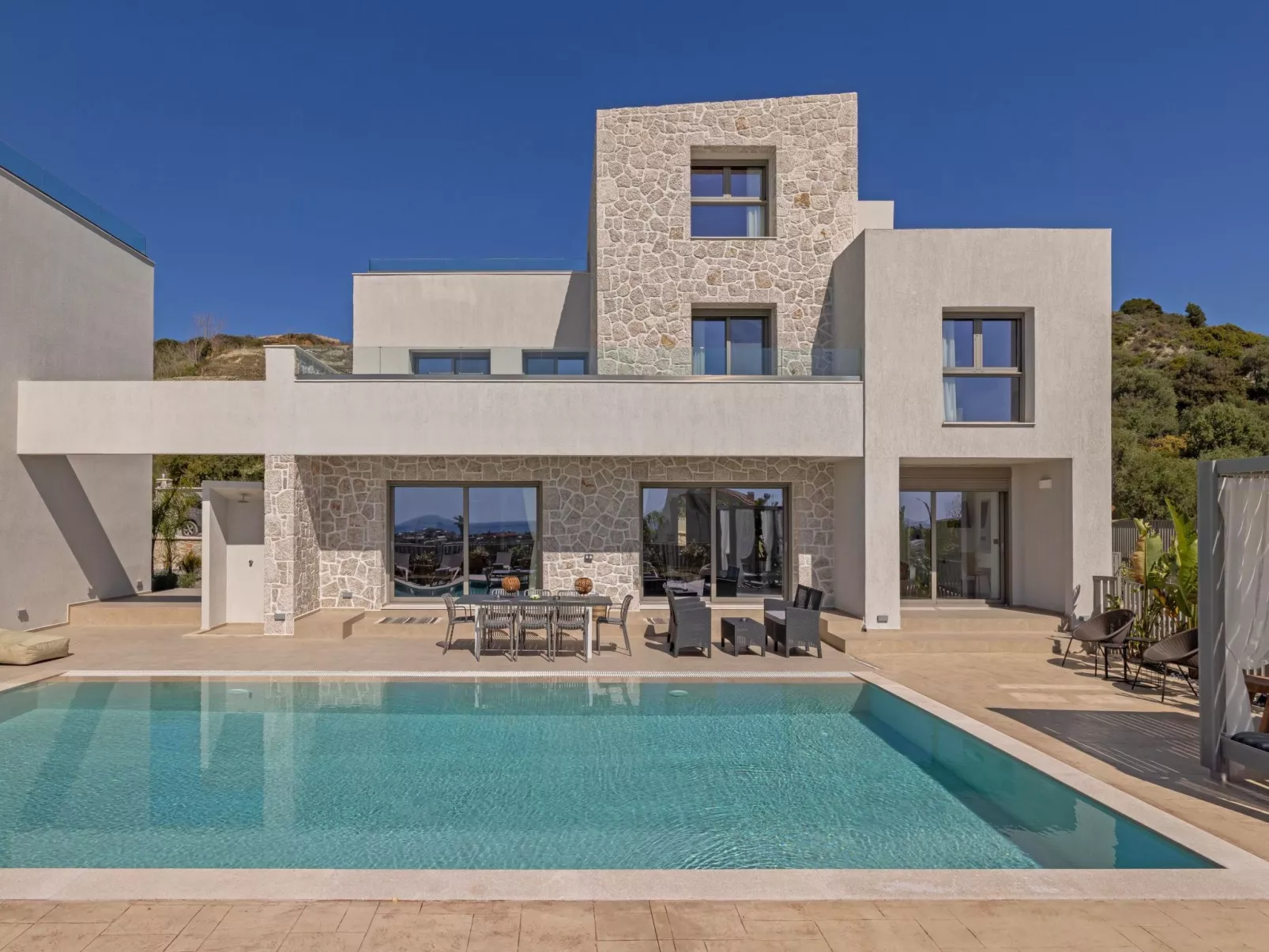 Ferienvilla "Arfna Villa B" mit privatem Pool-Buiten