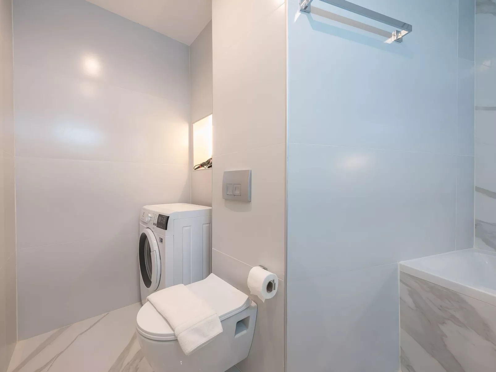 Stilvolle 2 Schlafzimmer, nur wenige Schritte von Fokionos Negri-Binnen