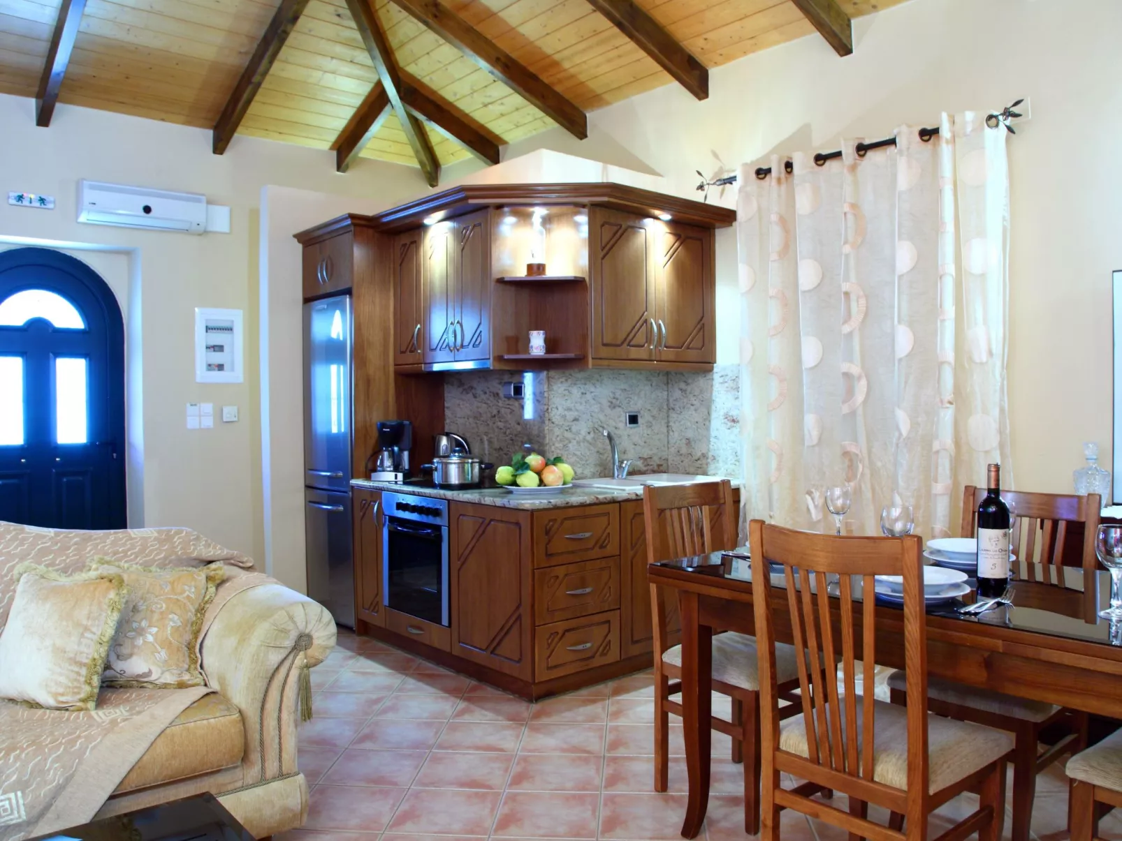 Für 6 Personen und 2 Kinder auf Lefkada-Image-tags.info