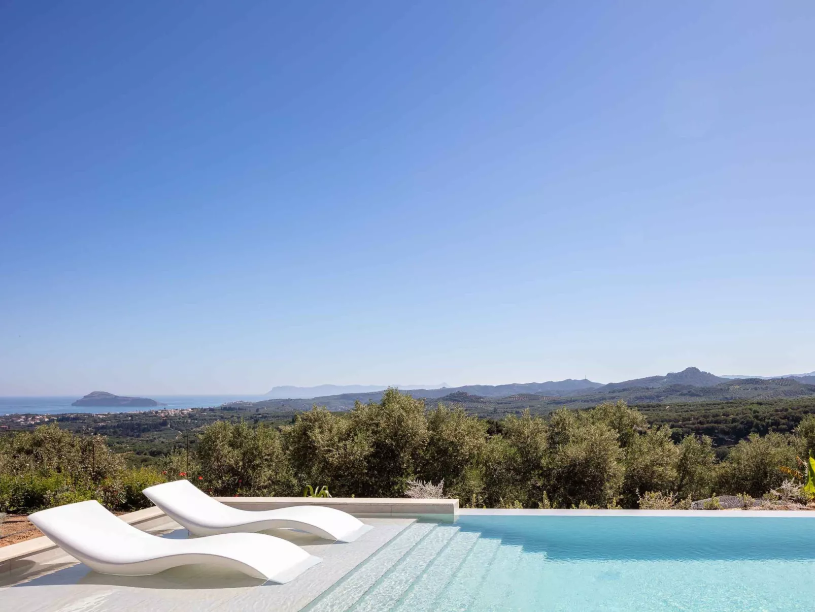 Villa Aglaea - Salzwasser-Pool und atemberaubender Meerblick-Buiten