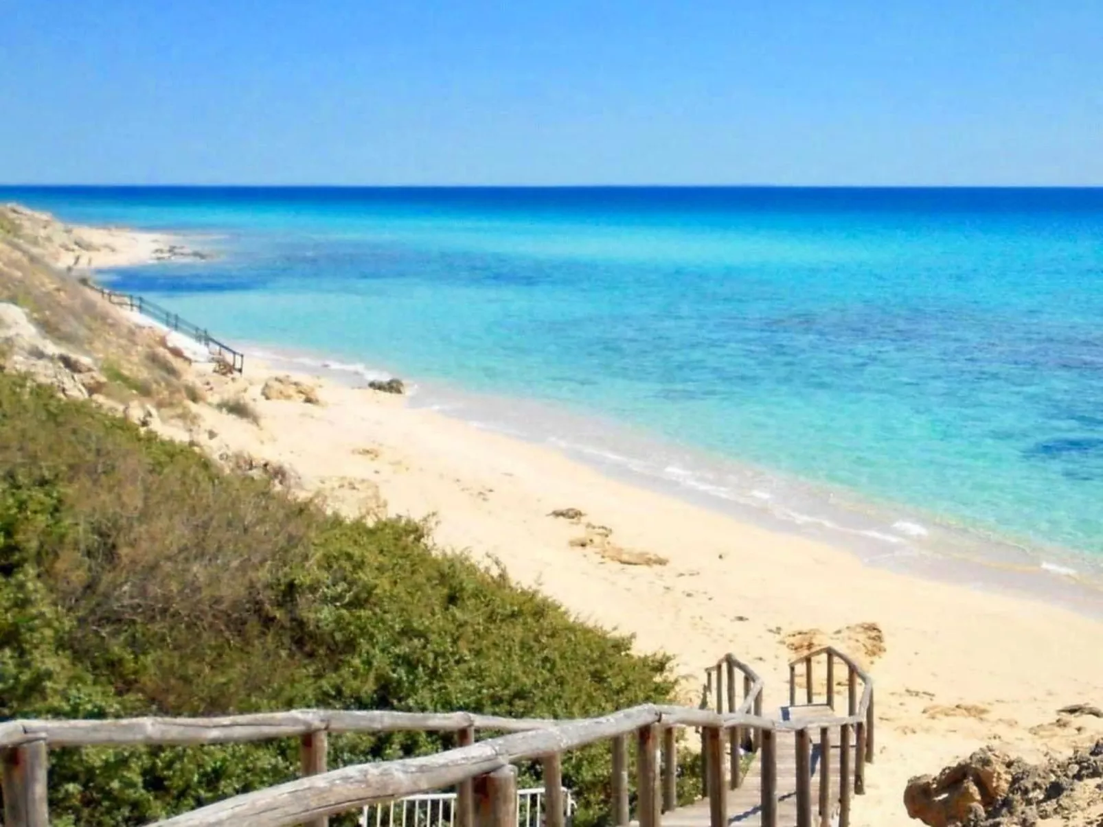 Villa mit privatem Pool-Buiten