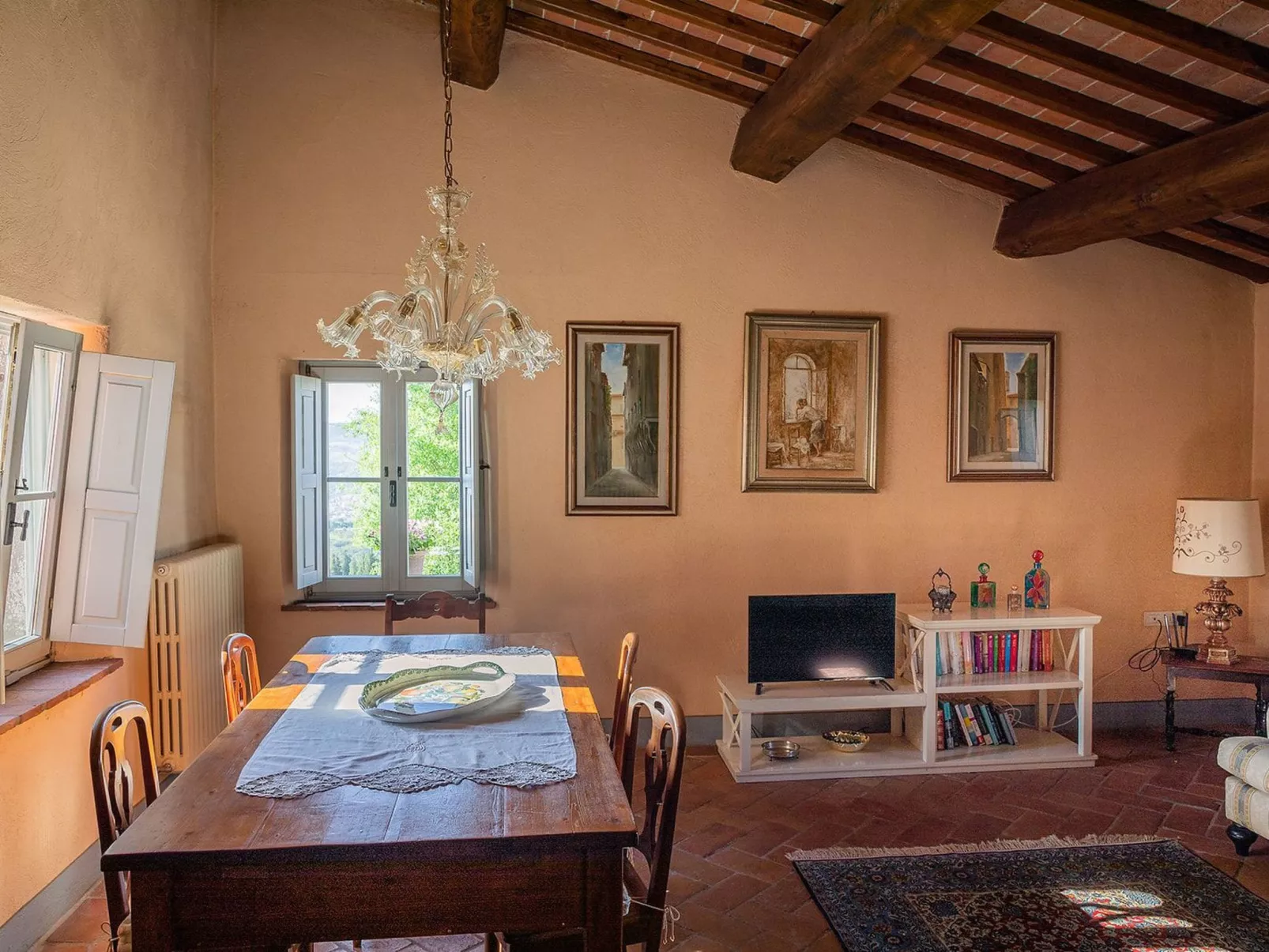 Villa 'Colle Sotto 11' mit eigenem Pool-Binnen