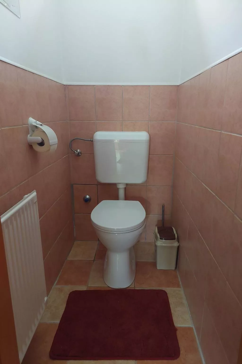 Schönes Ferienhaus mit Pool in ruhiger Lage-Binnen