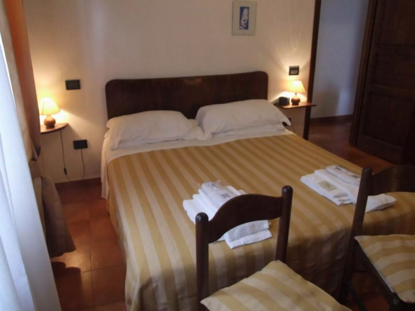 Villa 'Castagno' mit Pool-Binnen