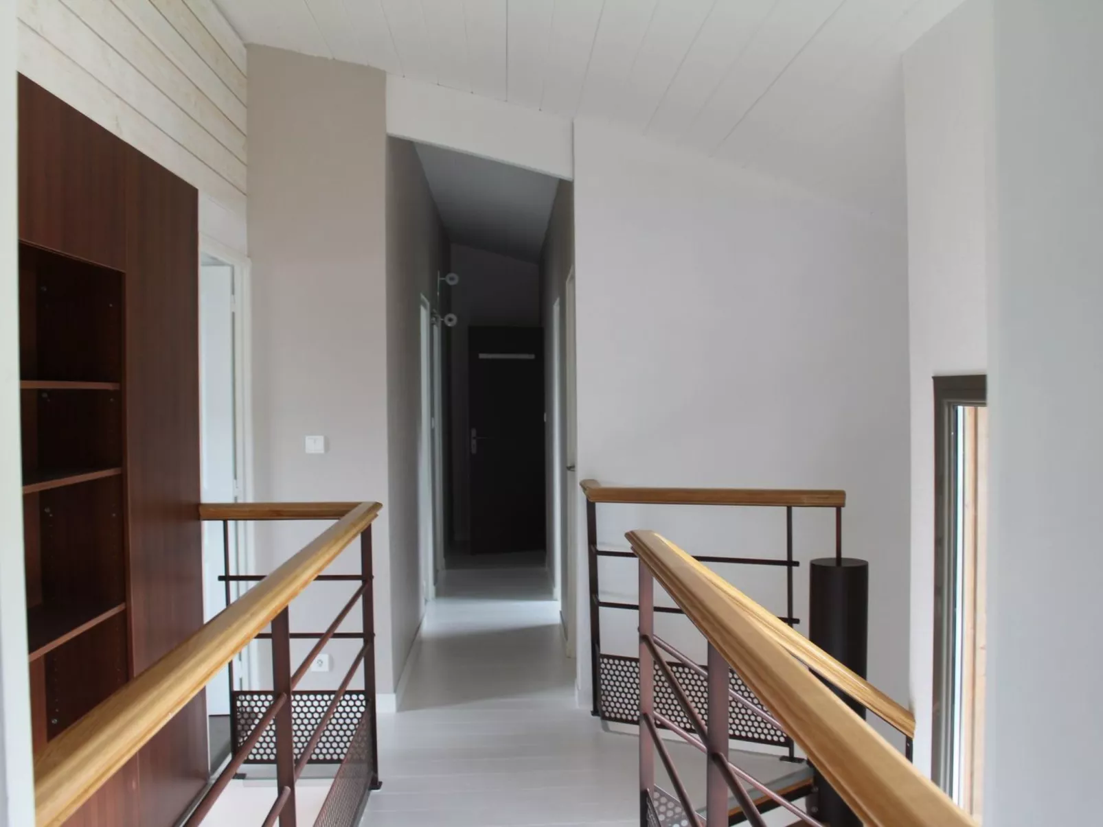 Große Villa am Meer mit privatem Spa Bereich-Image-tags.info