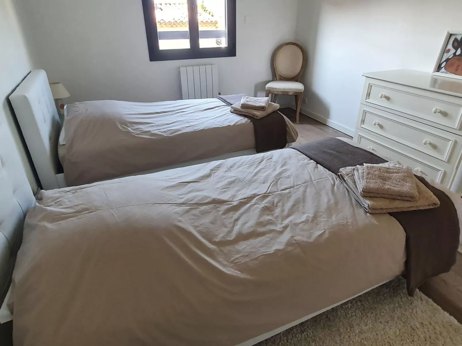 Villa mit Garten, Grill und Terrasse-Binnen