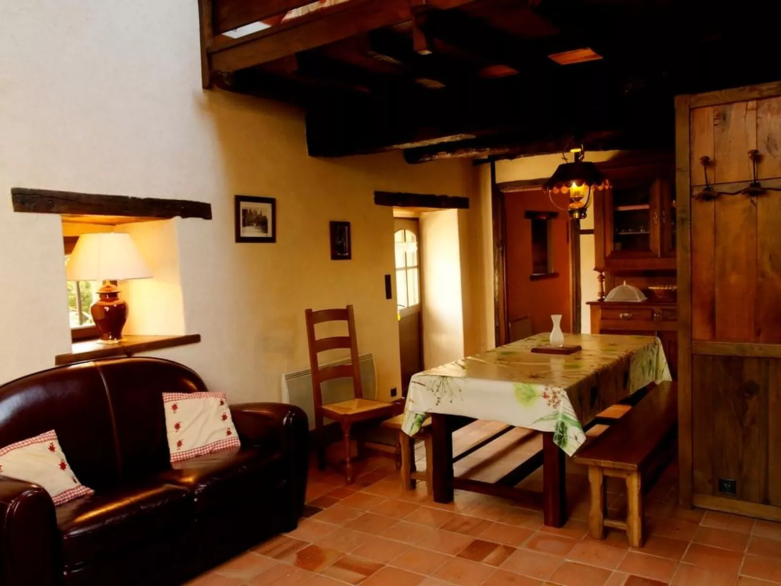 Domäne mit eigenem Garten und Grill-Binnen