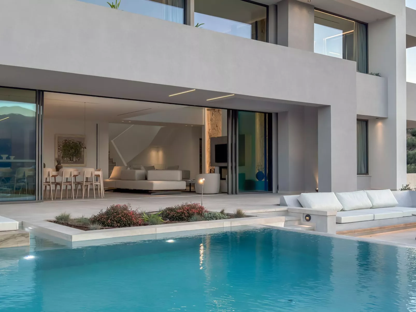 Villa Utopia 5 Schlafzimmer-Binnen