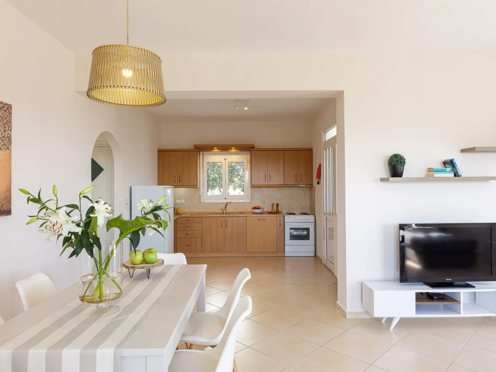 Familienfreundliche Villa mit privatem Pool und BBQ-Binnen