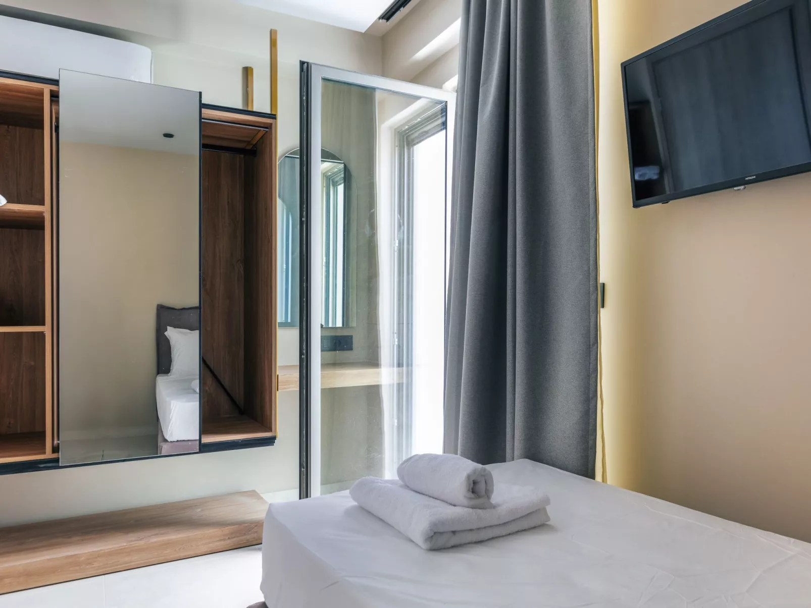 Isla Villen und Suiten Uranus Villa-Image-tags.info