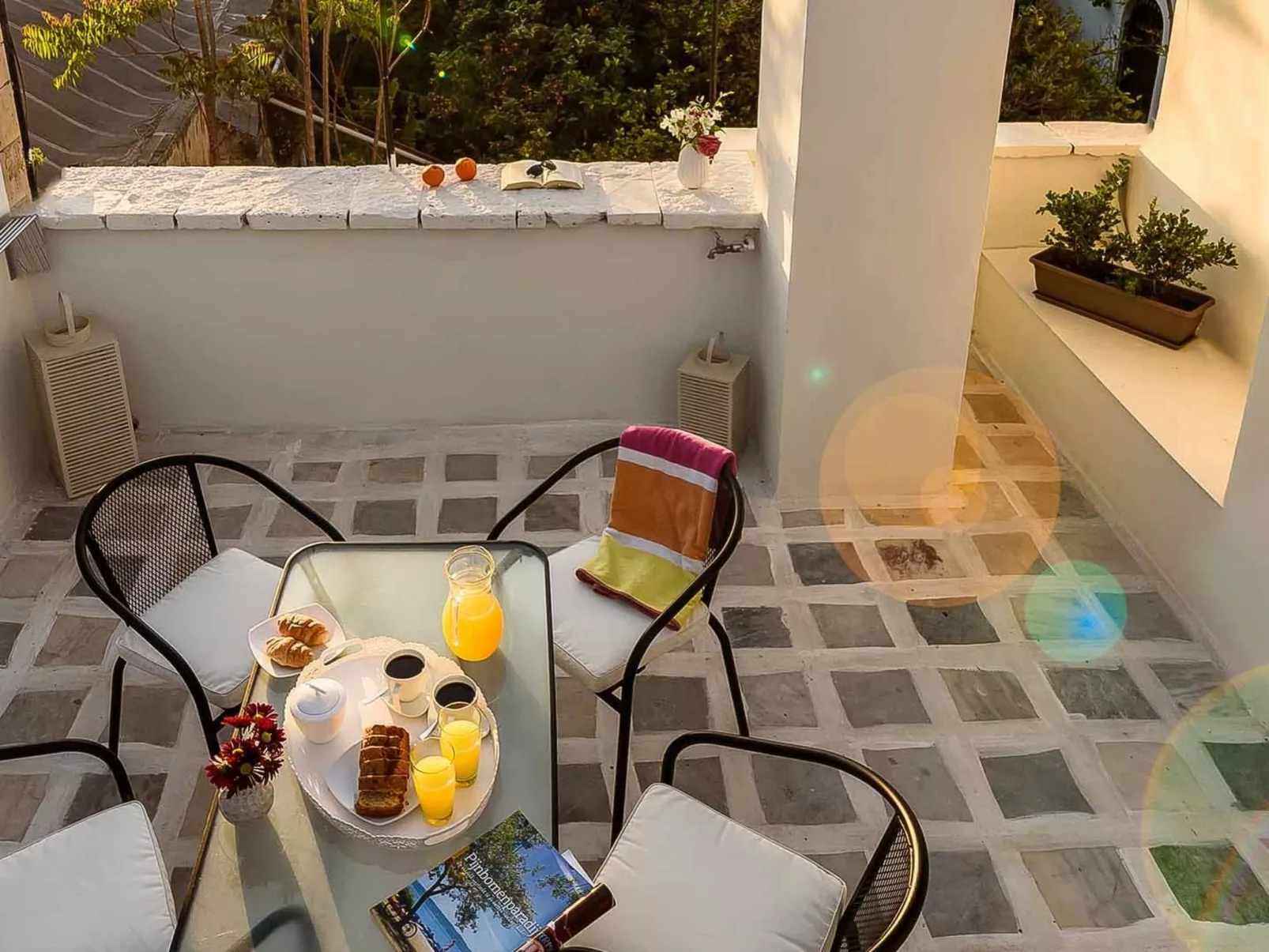 Venezianisches Haus-Buiten