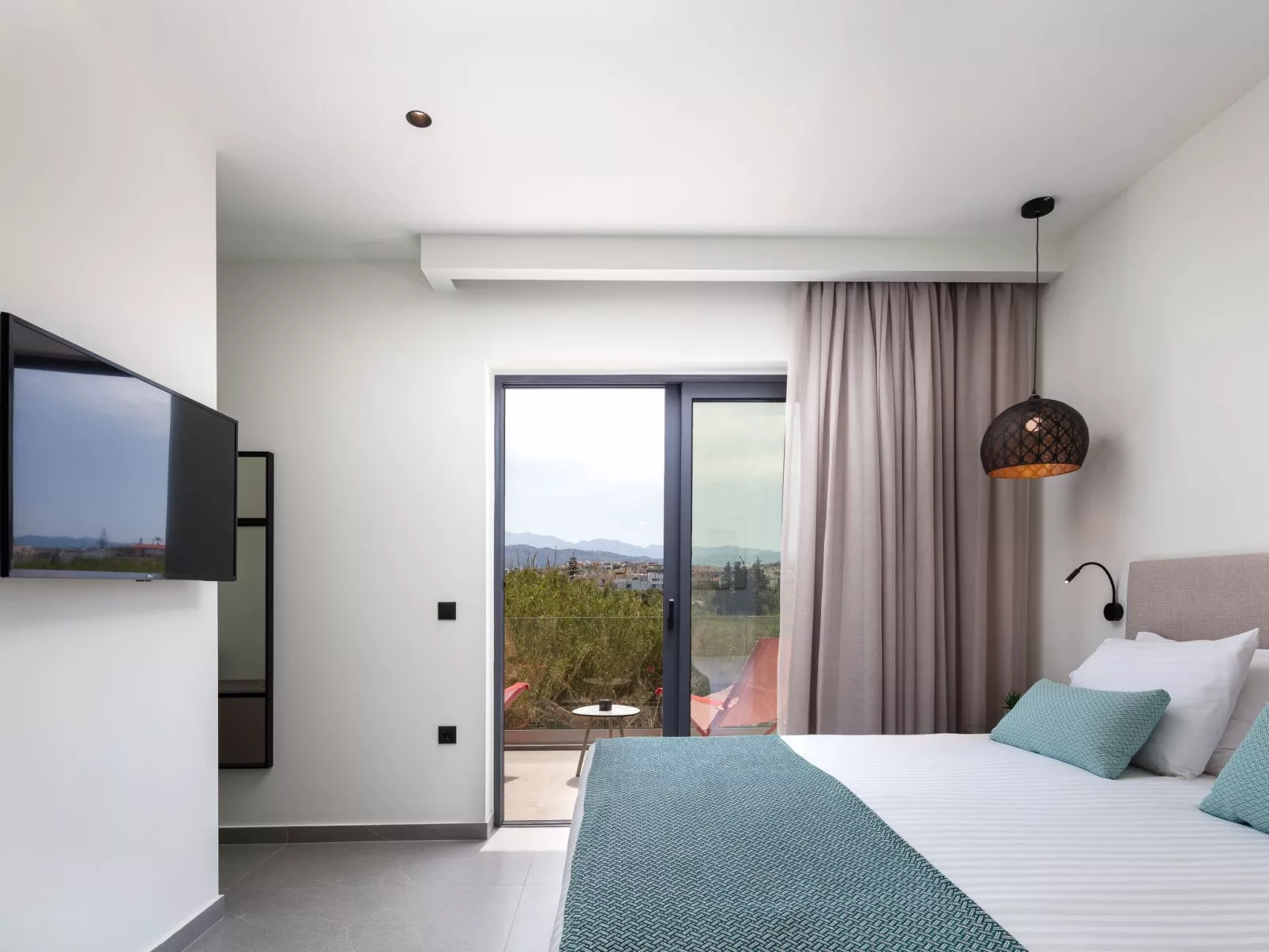 VillaSaints I - Pool und BBQ, Spaziergang zum Strand-Image-tags.info