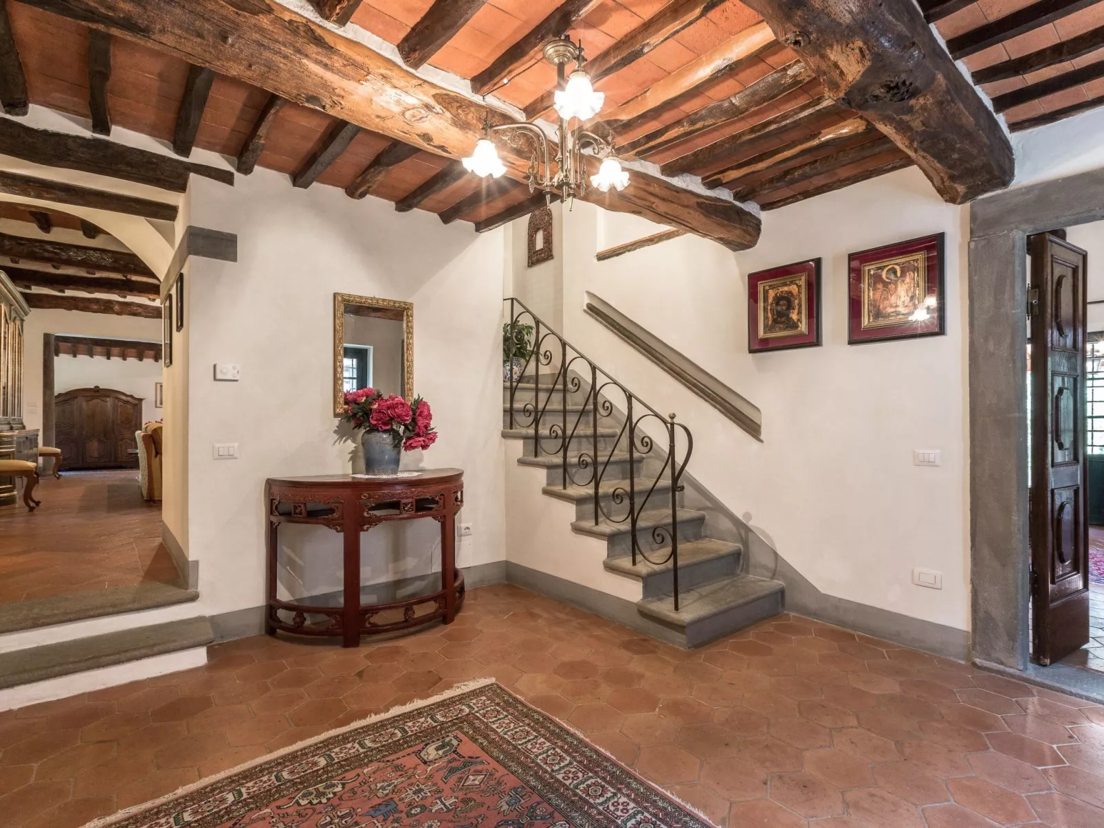 Ferienvilla "Angelo" mit Infinity-Pool-Binnen