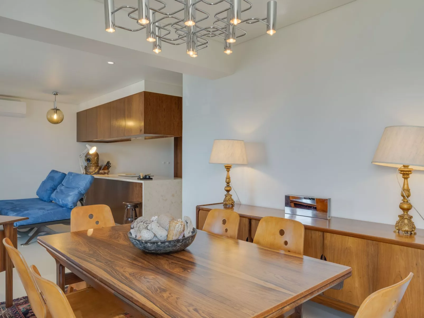 Carlos Wohnung-Binnen