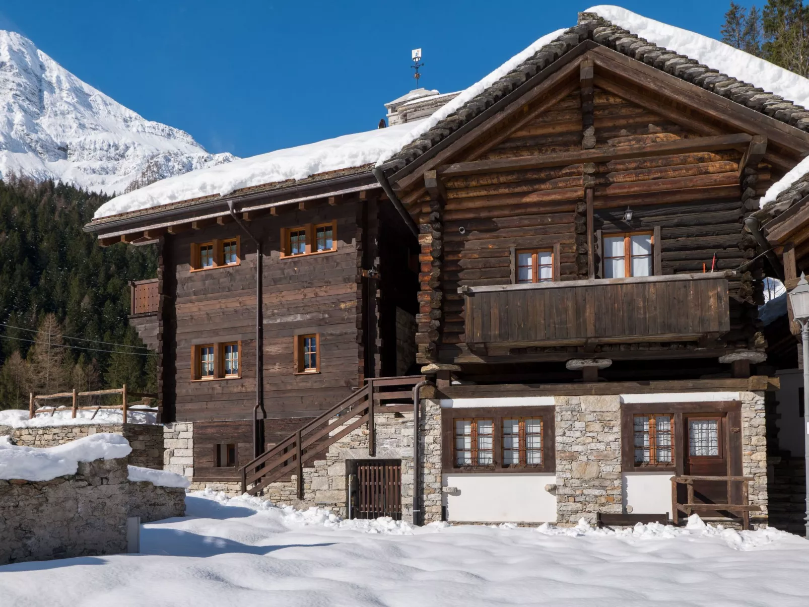 Chalet Borgo Walser Testa 2-Buiten