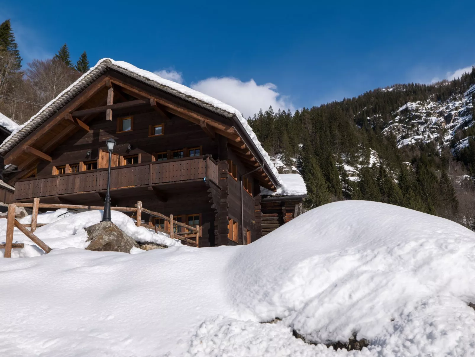 Chalet Borgo Walser Testa 5 - Buiten