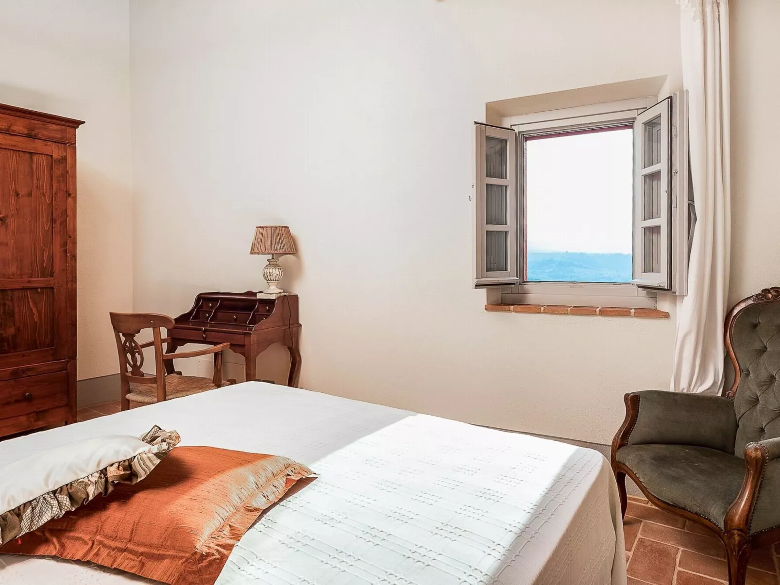 'Cypress T4 rota'-Binnen