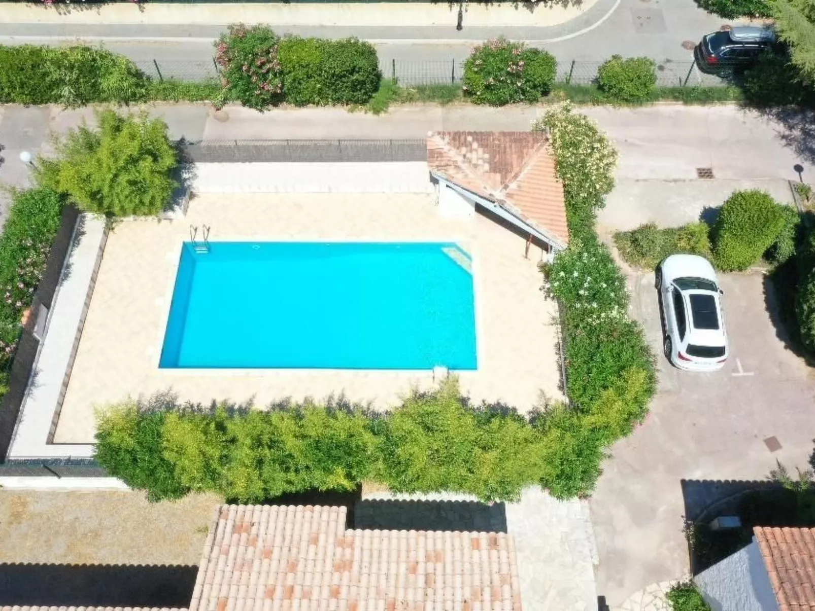 La Garonnette 12-Buiten