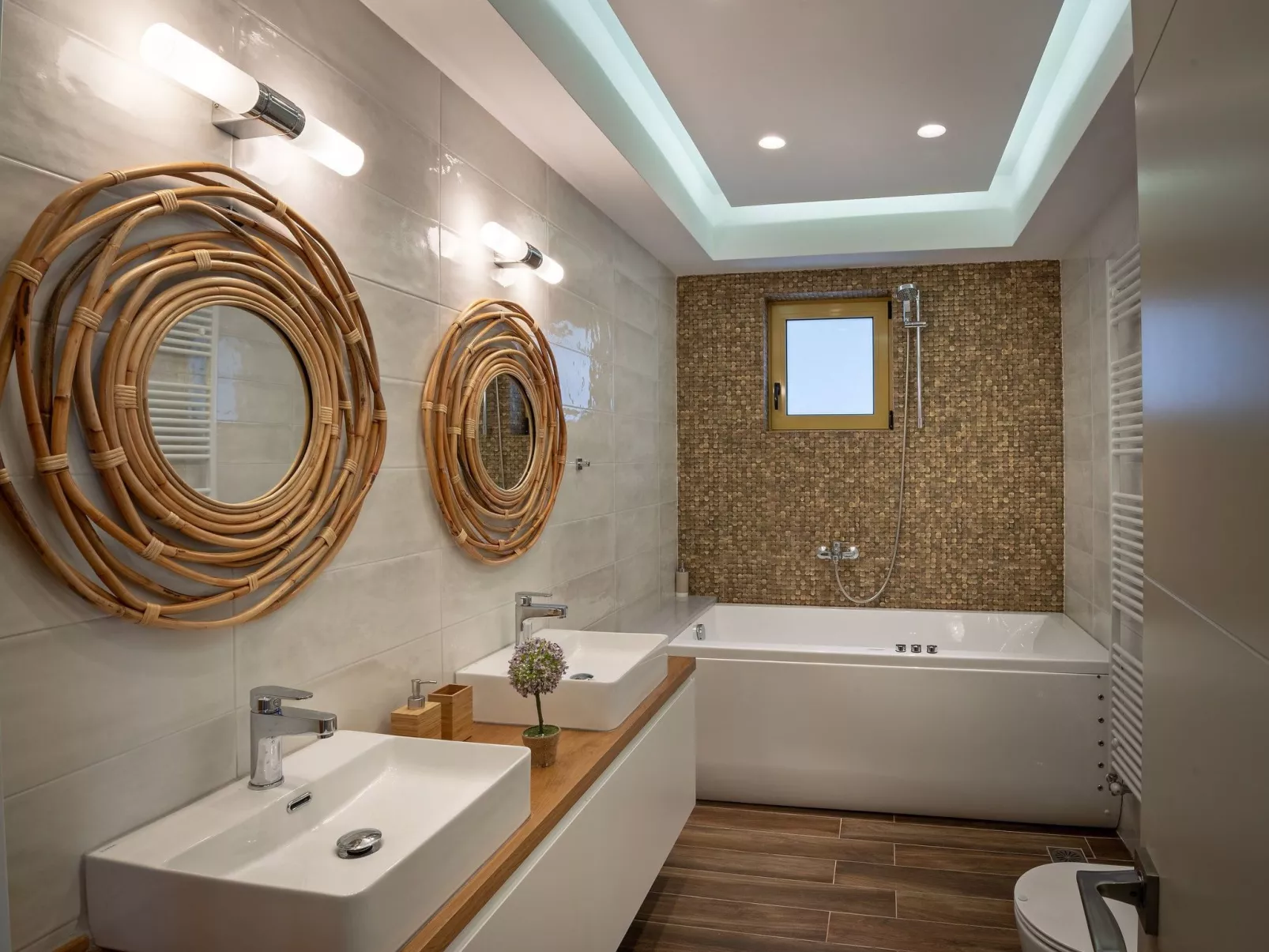 Villa Privater Pool Jacuzzi BBQ Kinderbereich-Image-tags.info