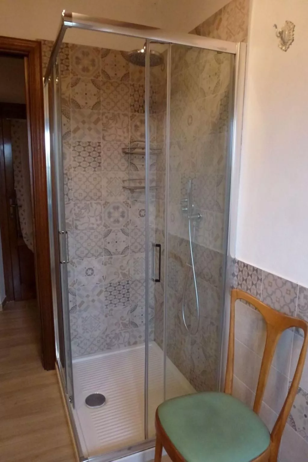 Rustico inmitten eines Olivenhainens-Binnen