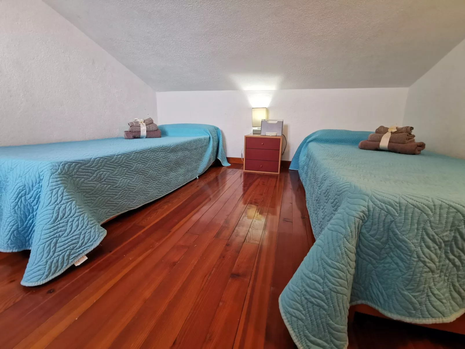 Mit Wasserblick-Binnen