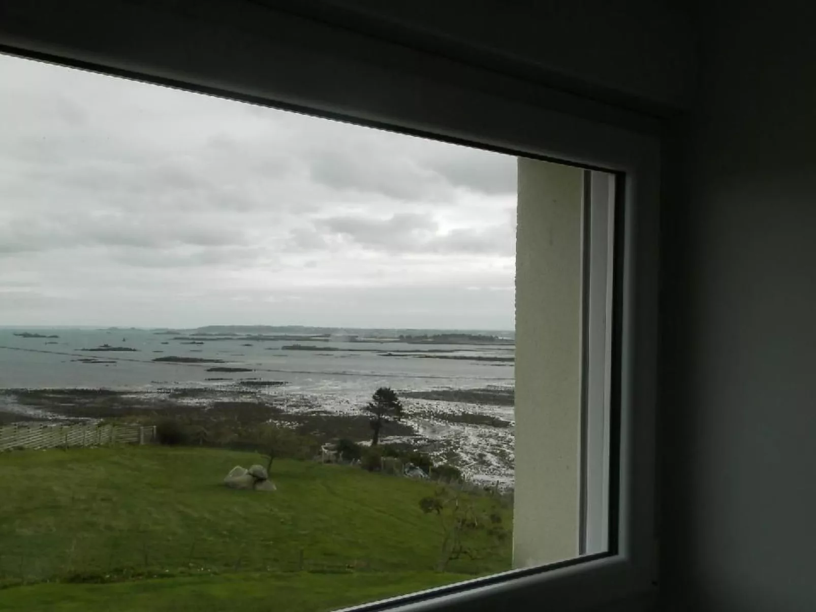 "Tromeal Lasalle" blick auf das Meer. Mit 4 Sternen klassifiziert-Buiten