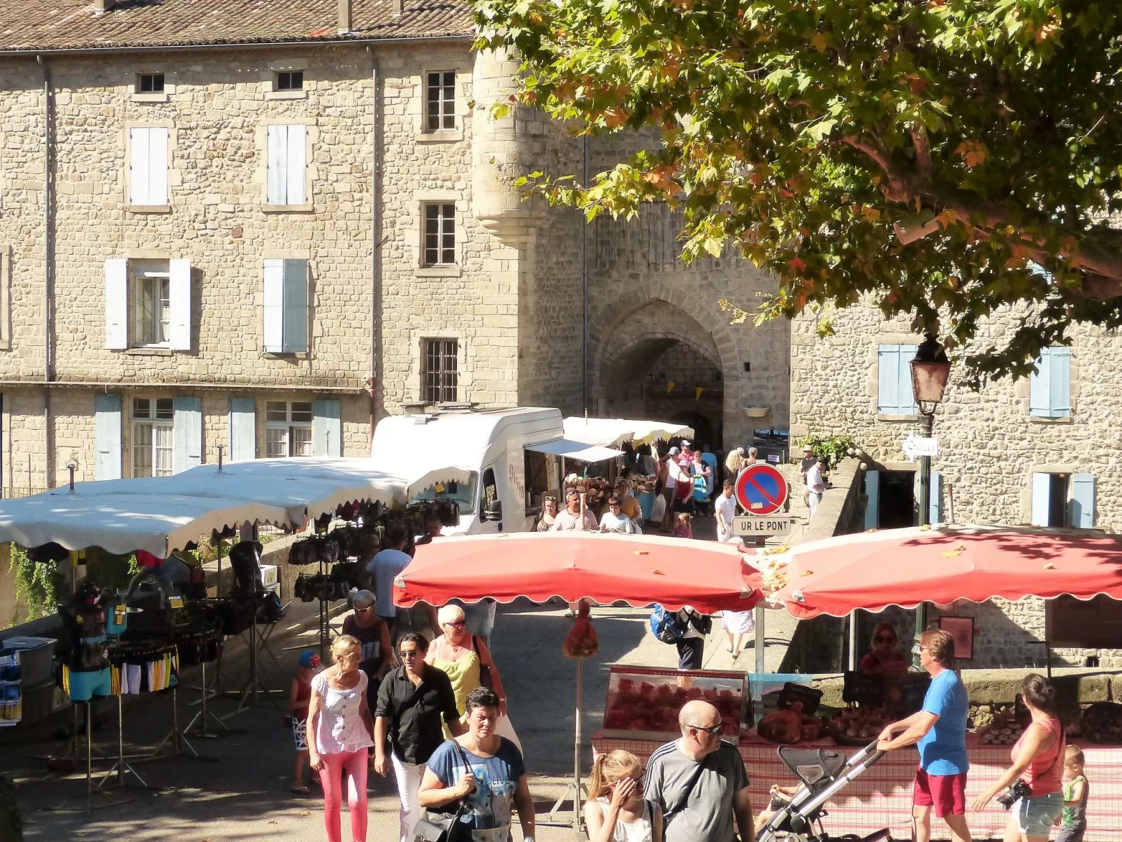 Ein gemütliches Nest im Herzen der Ardèche Méridionnale-Buiten