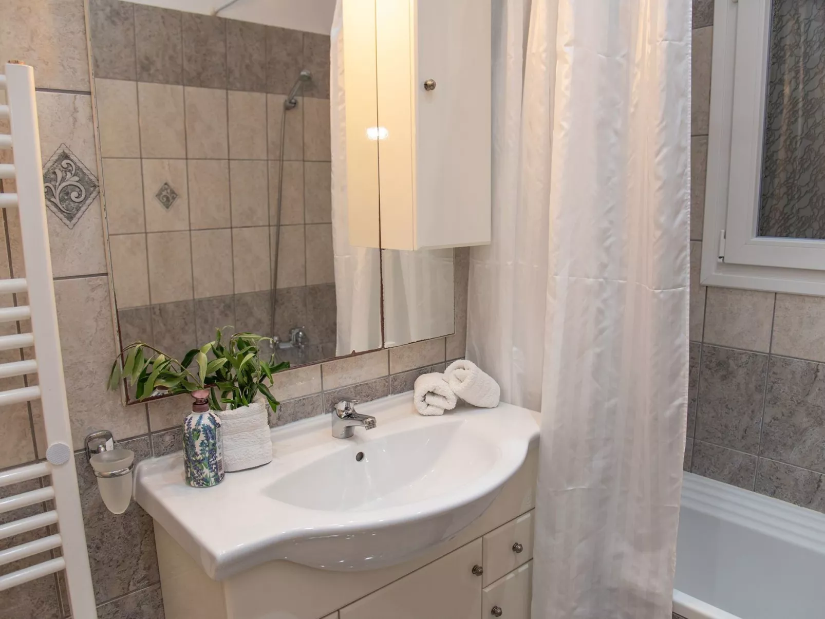 Villa Sotiris mit Pool und herrlichem Meerblick-Image-tags.info