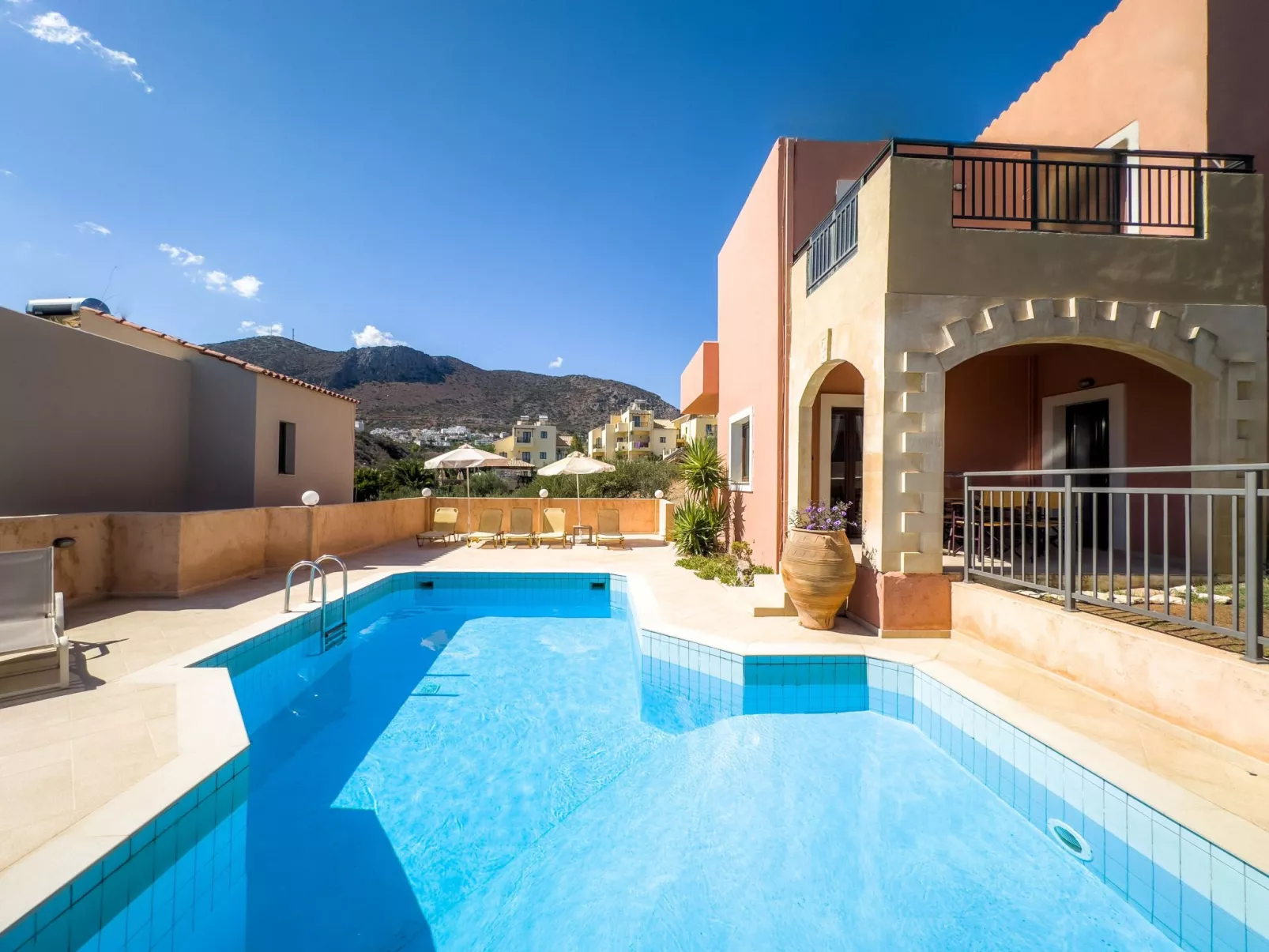 Niriides Villas_ Dafne _ 3-Schlafzimmer privater Pool-Image-tags.info