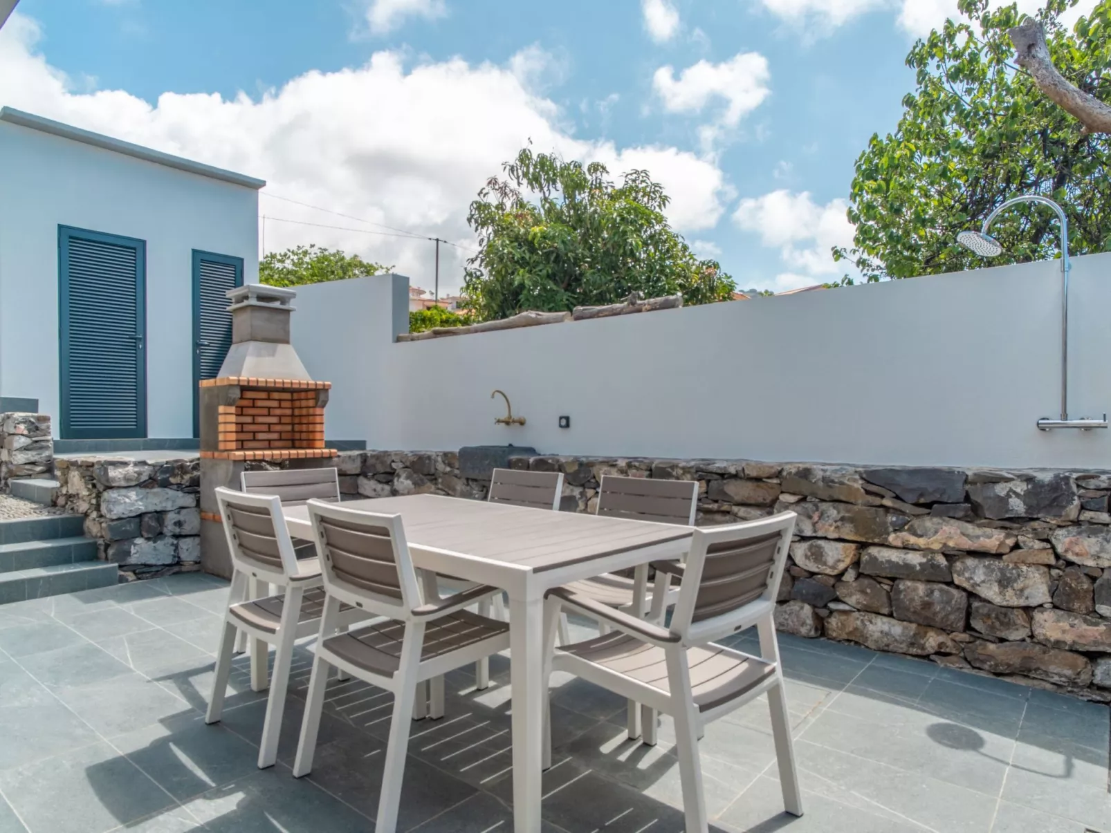 "Casa Lanço" mit Garten und Grill-Buiten