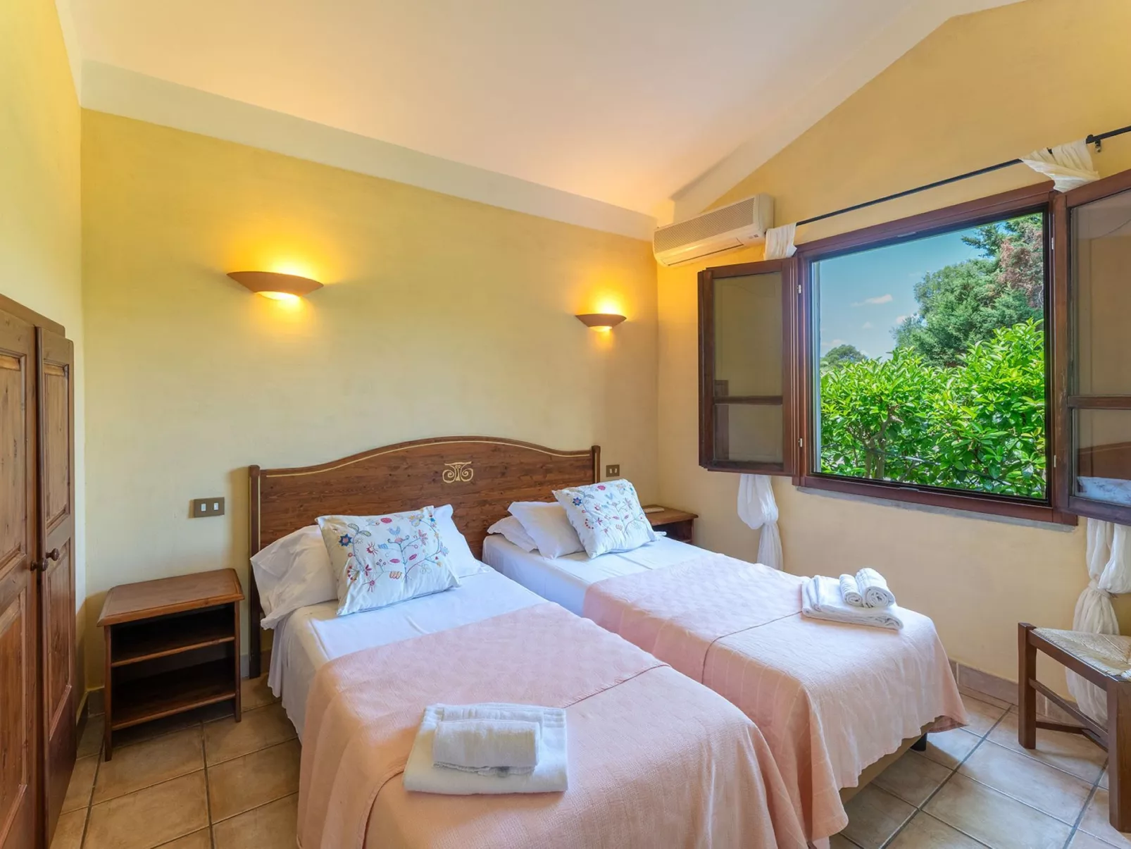 Baia delle Palme-Binnen