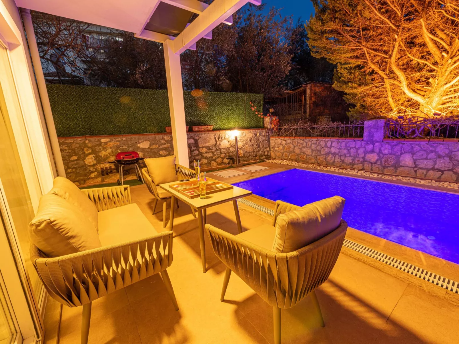 Große für Villa bis zu 9 Personen-Image-tags.info