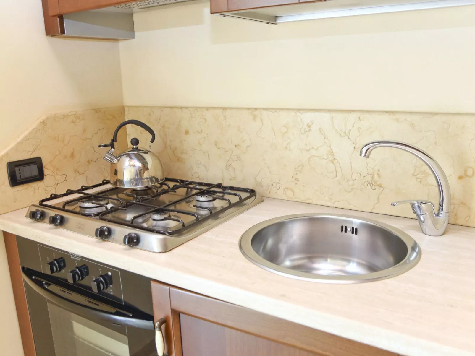 Balcone Mediterraneo B-Binnen