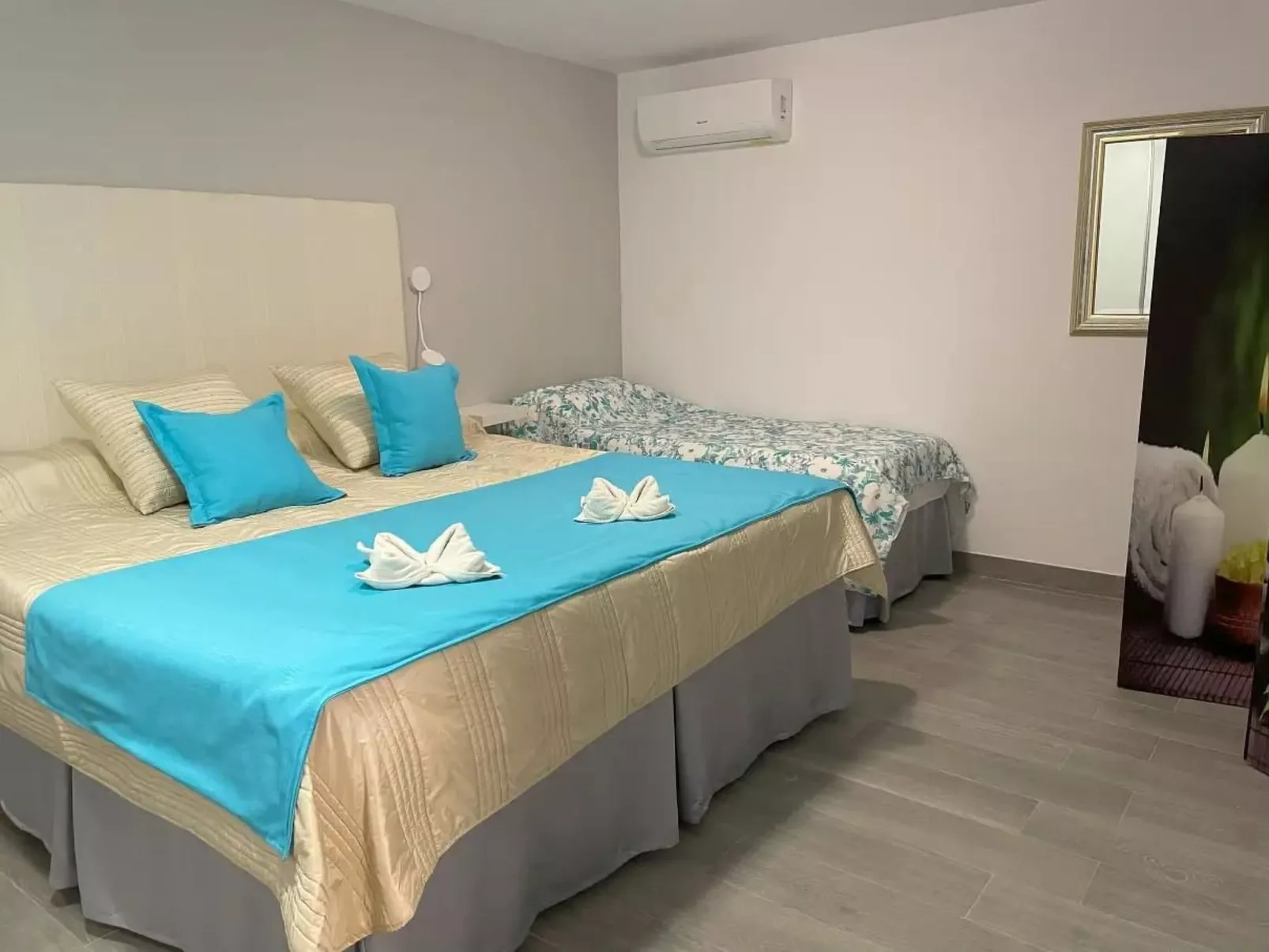 Apartamento vacacional "2 Schlafzimmer Suite eigener Pool"-Binnen