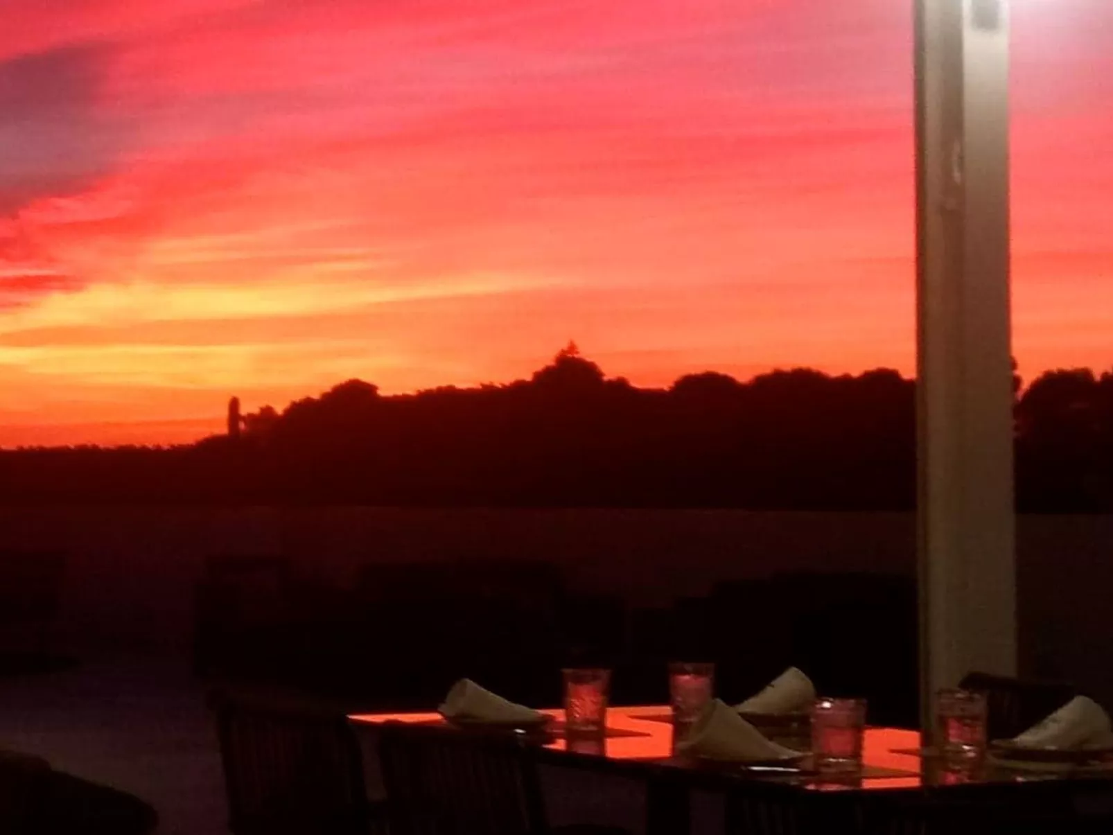 Mit Blick auf das Wasser-Image-tags.info