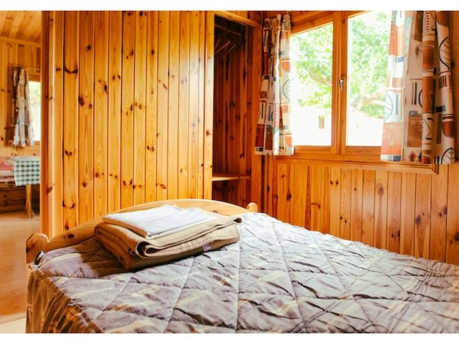 Gemütlicher Ferienbungalow Isabena-Image-tags.info