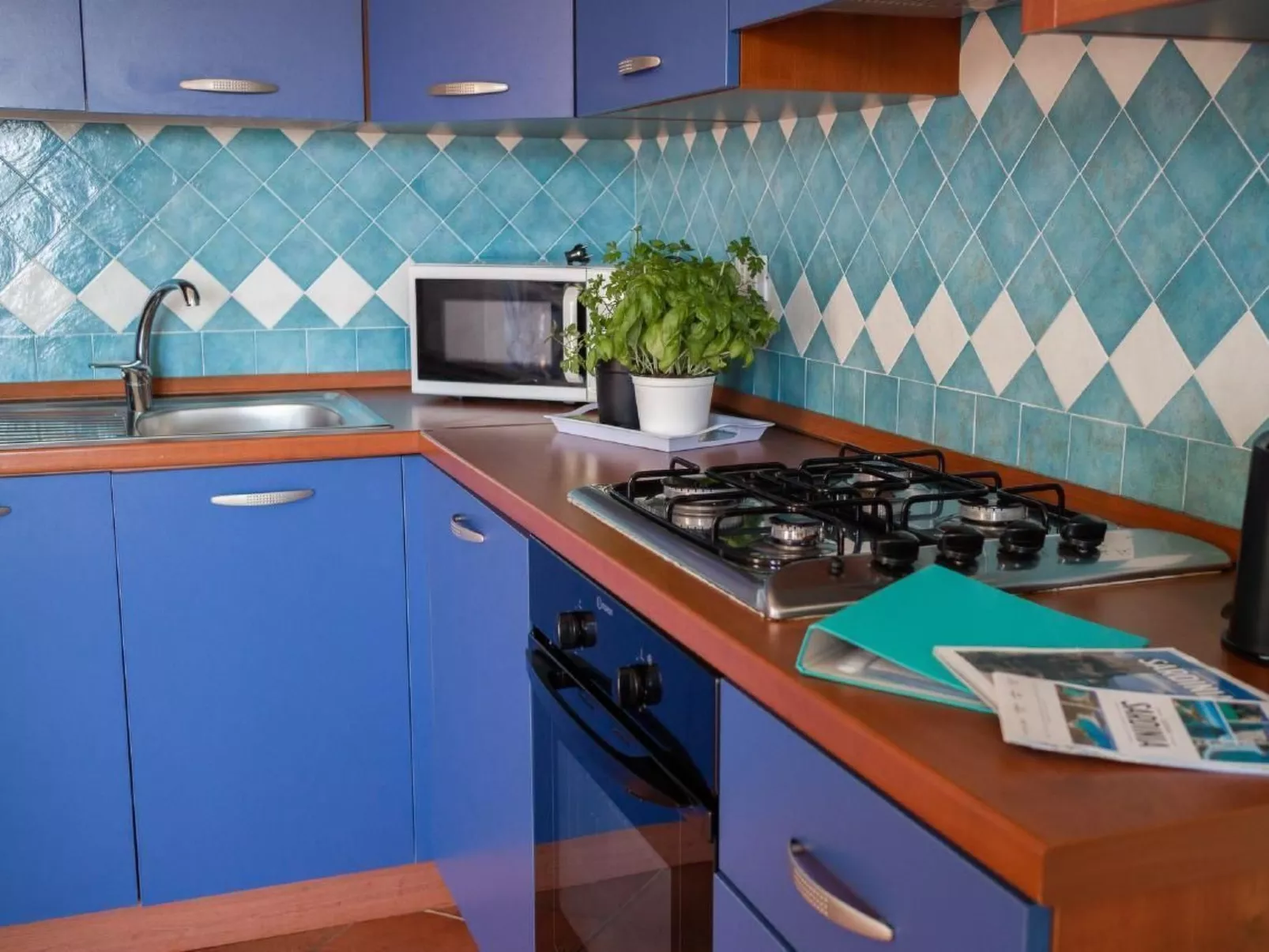 Villa mit gemeinsamem Pool und Meerblick-Image-tags.info