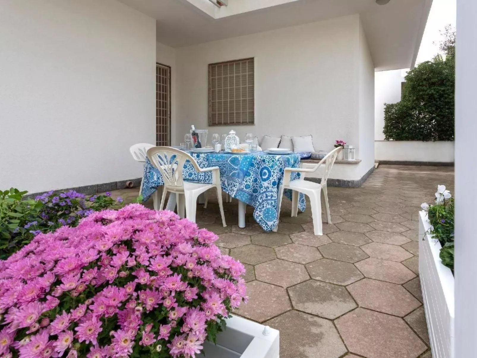 Wohnung in Capilungo mit Grill, Terrasse und Garten-Buiten