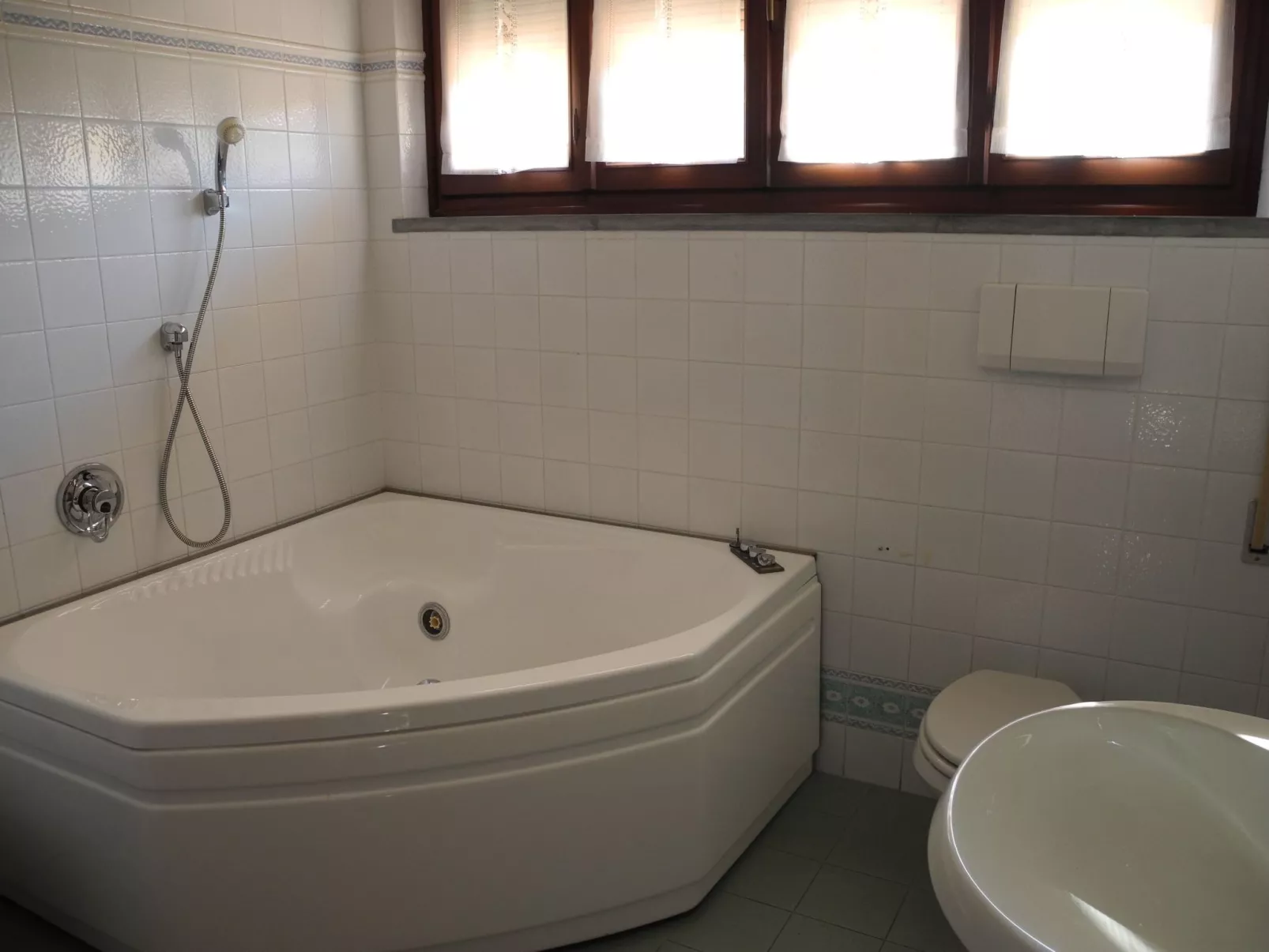 Ferienvilla 'Elisa' mit privatem Pool-Binnen