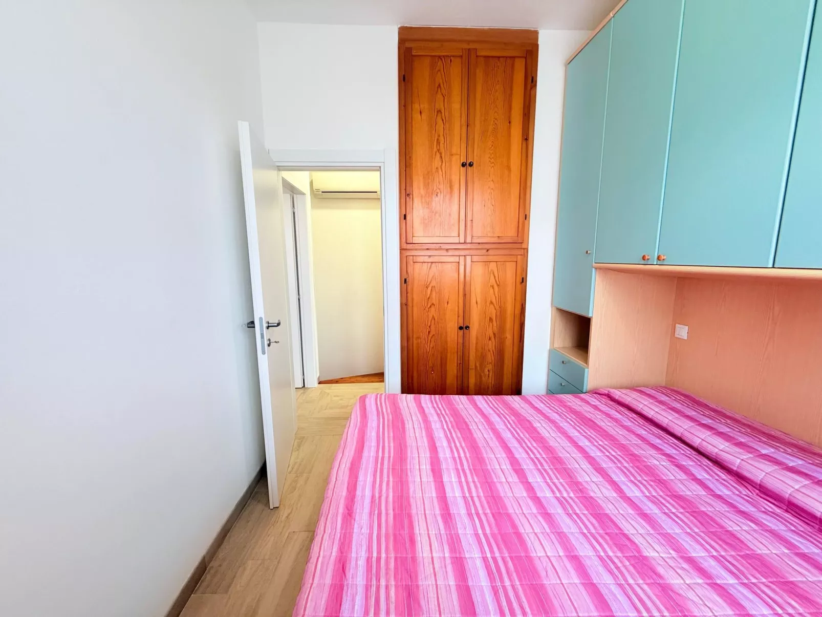 CILE 41-Image-tags.info