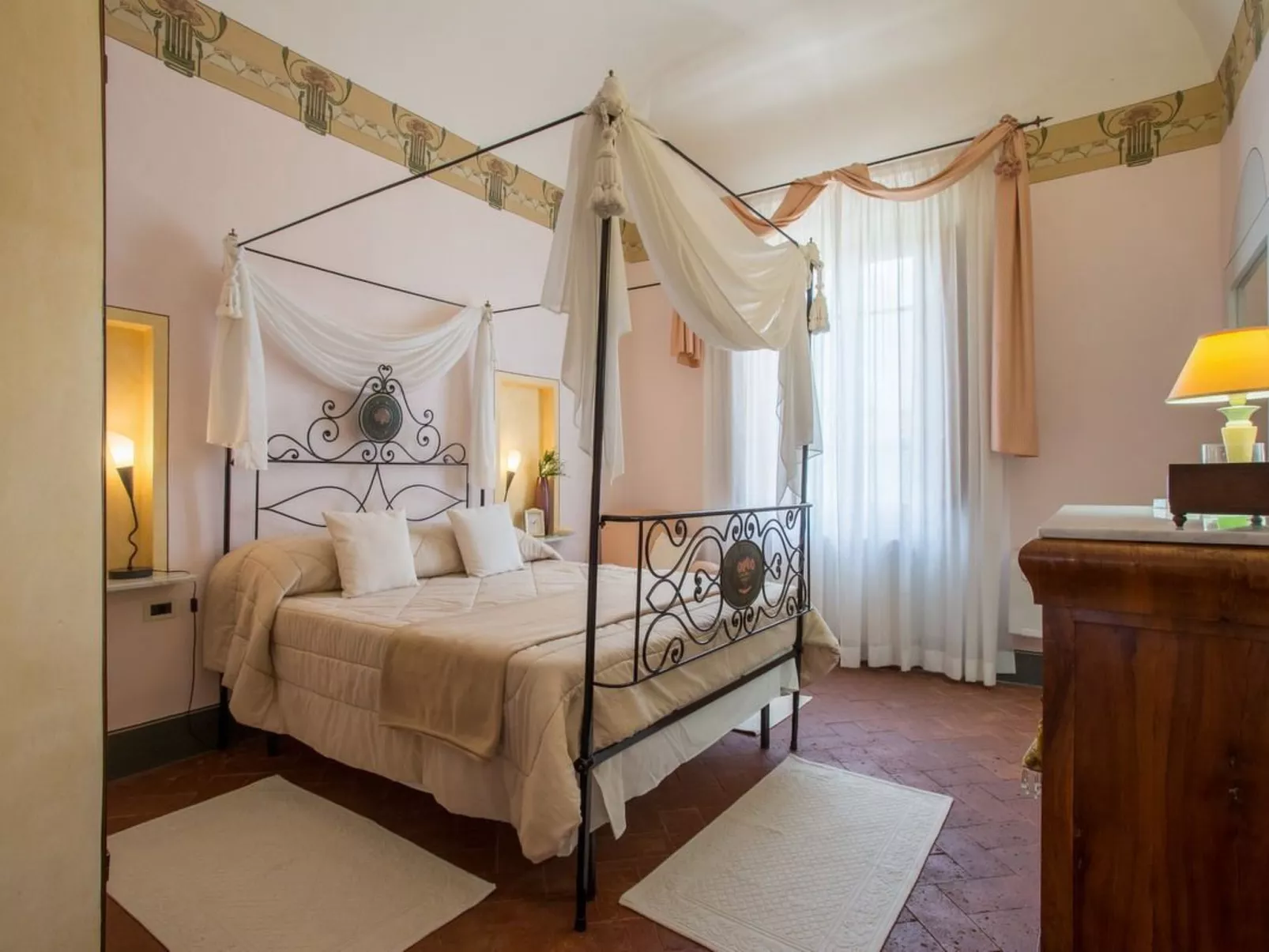 Luxuriöse Villa mit privatem Pool in der Nähe von Pisa Volterra-Binnen