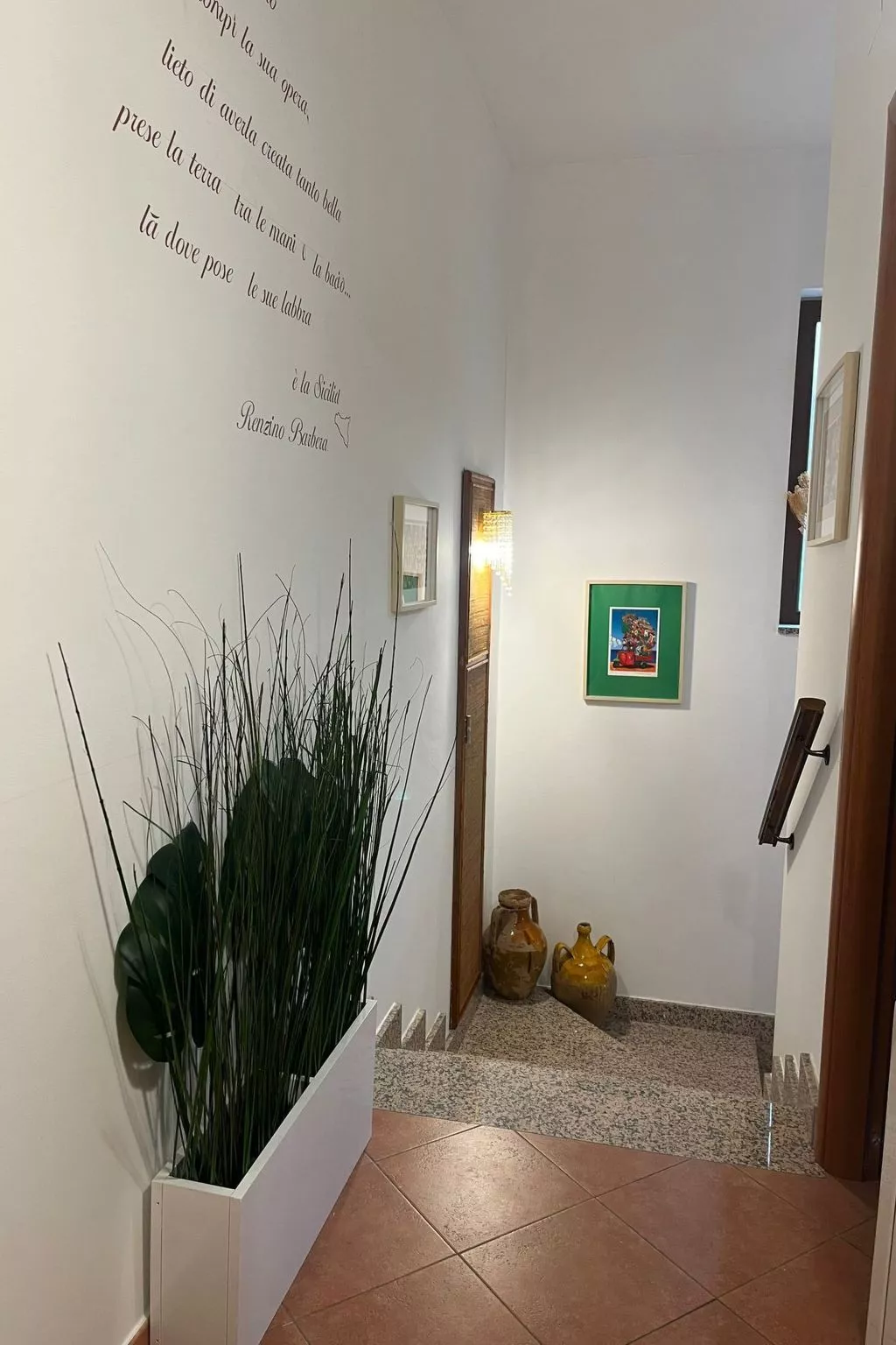 Anwesen "Casa Malù" mit Blick aufs Wasser-Image-tags.info