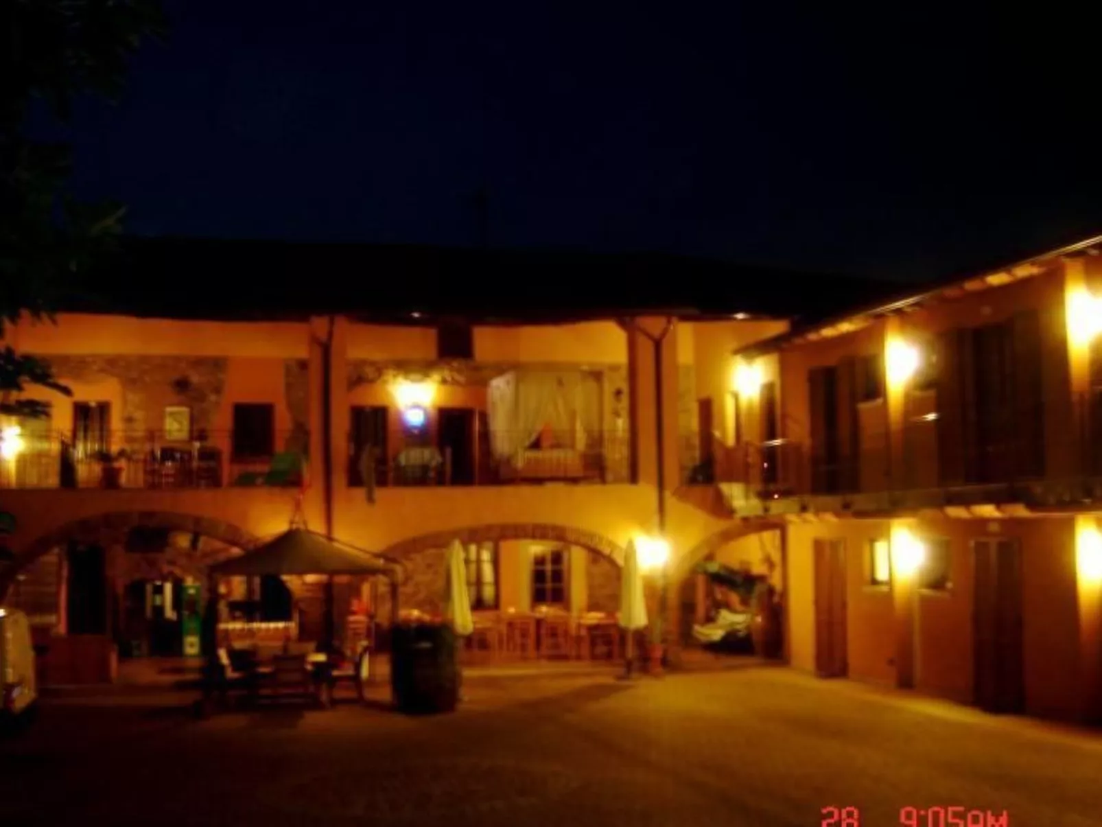 Wohnung mit Garten in der Nähe des Gardasees-Buiten