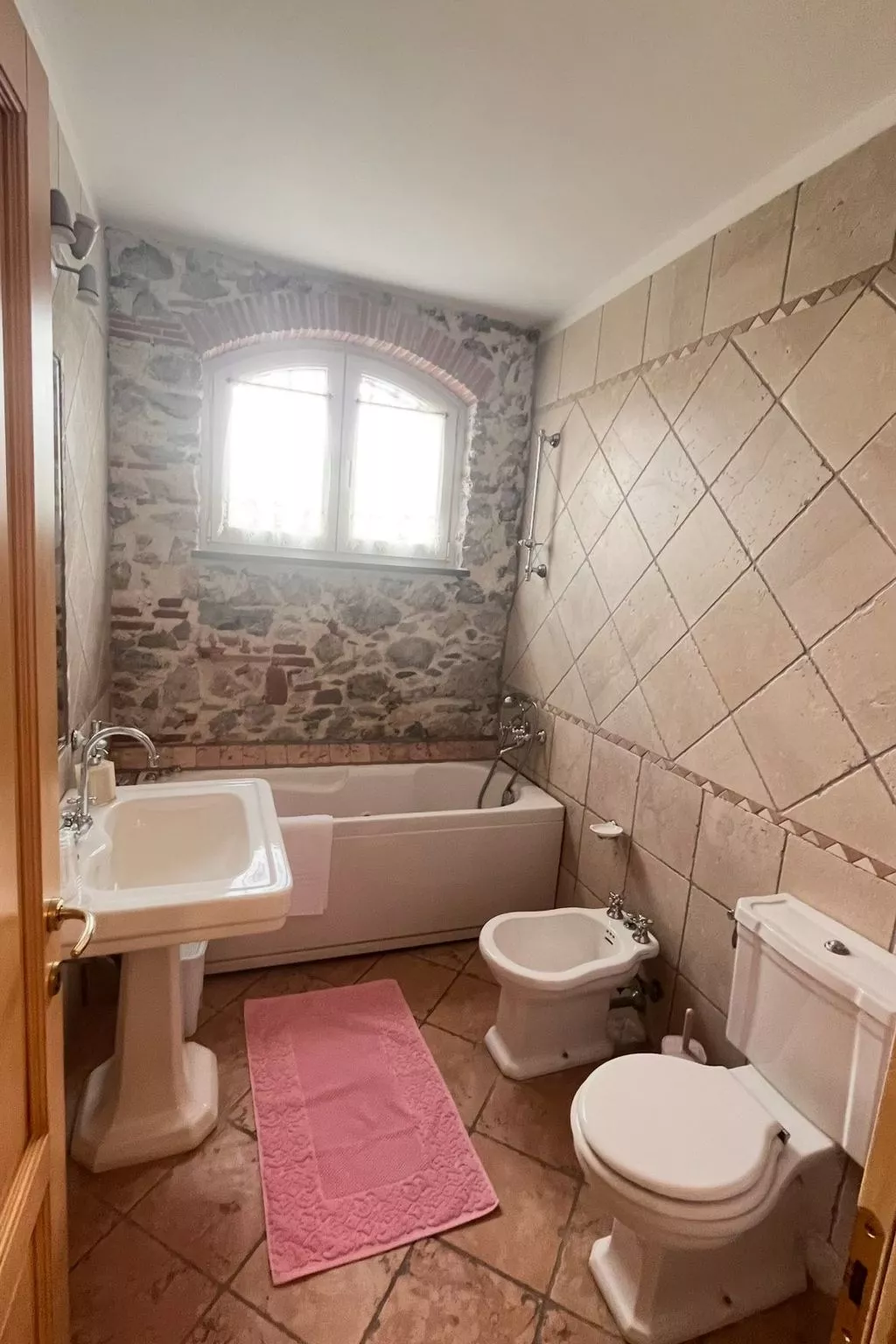 Luxuriöse Gartenvilla-Image-tags.info