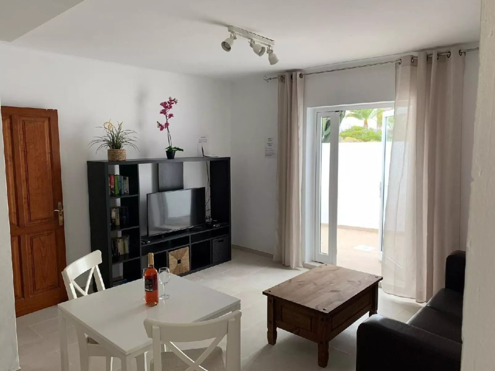 Luna-Image-tags.info