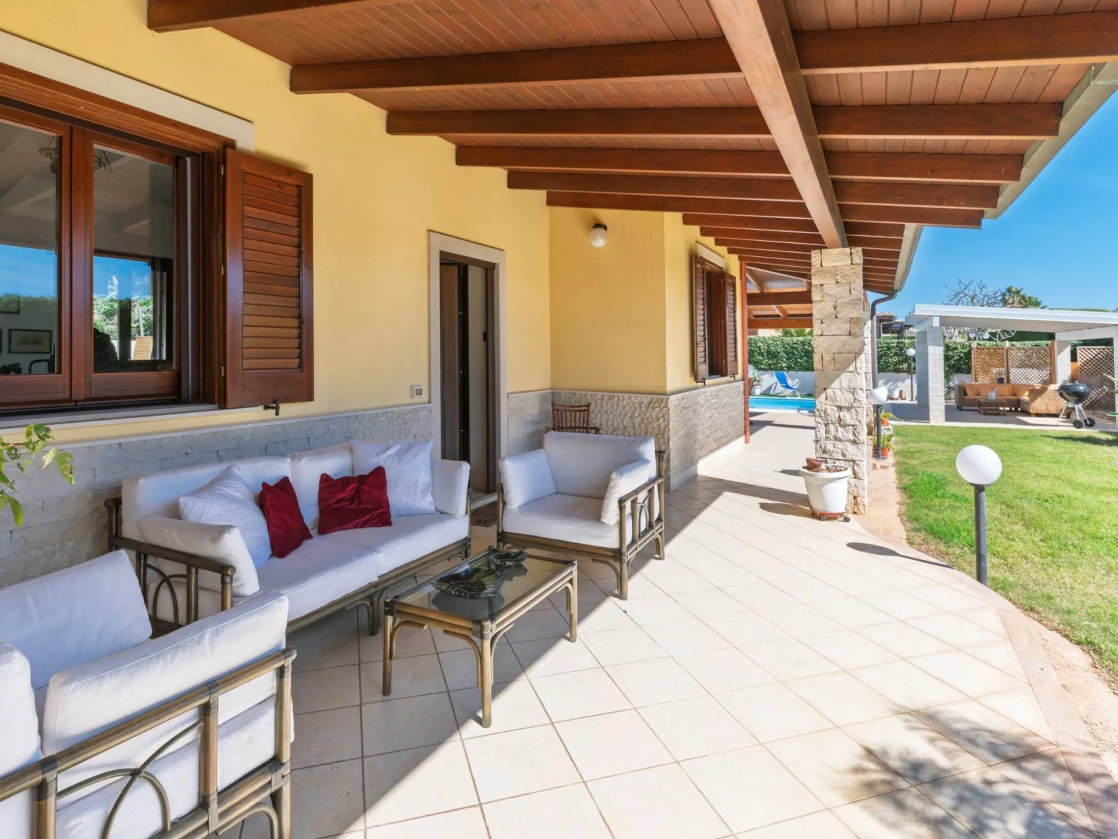 Sterlizia, Villa mit Pool in Meeresnähe-Image-tags.info